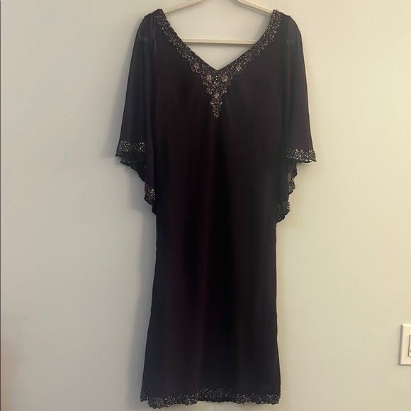 J Kara Dresses & Skirts - J KARA - Elegant purple chiffon and Sequin Embellishments size 8